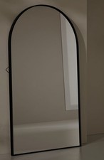 M&S Free Standing Arch Black